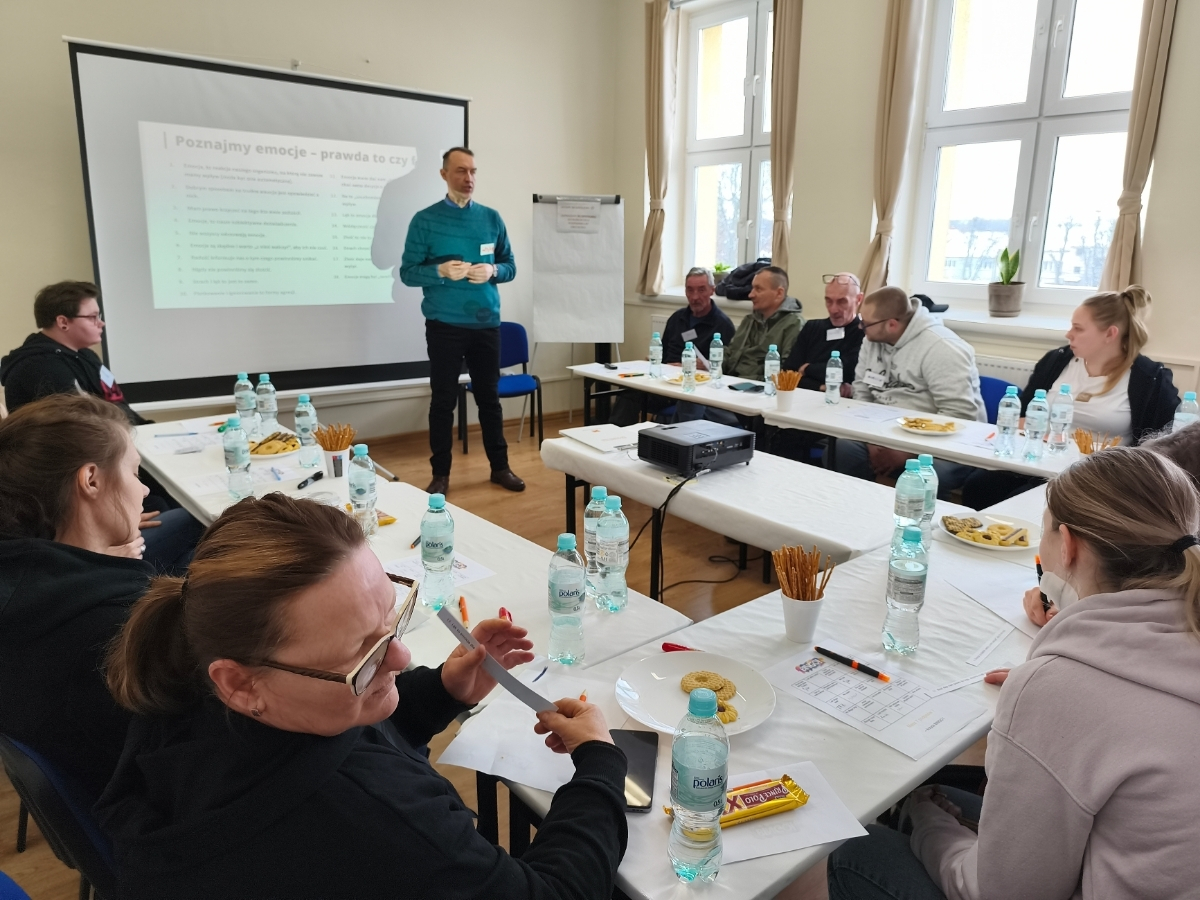 Fundacja FALA - Zarządzanie emocjami w różnych sytuacjach życiowych